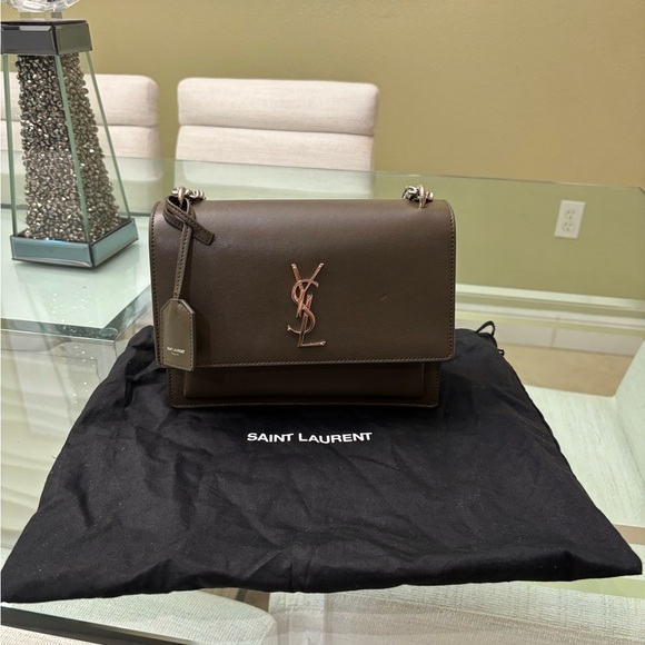 Authentic Saint Laurent Medium Sunset Bag in Olive Green - Picture 2 of 13